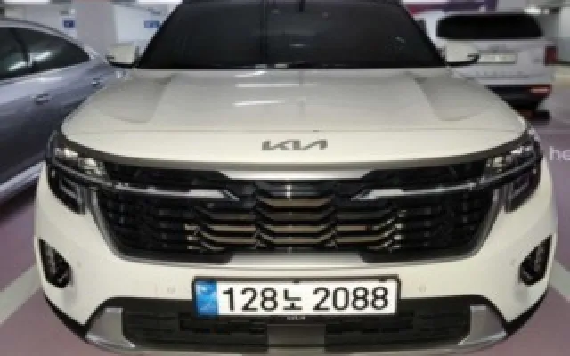 중고차매매사이트순위 더 뉴 셀토스 가솔린 1.6 터보 2WD 매물 사진 16 - 2022/08 32,219km