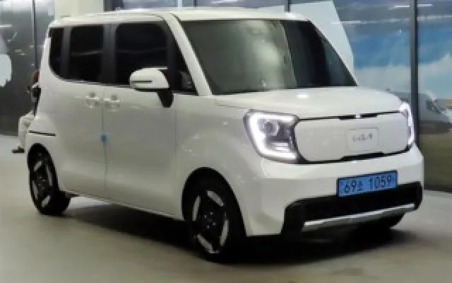 중고차매매사이트순위 더 뉴 기아 레이 EV 에어 매물 사진 7 - 2026/03 11,423km
